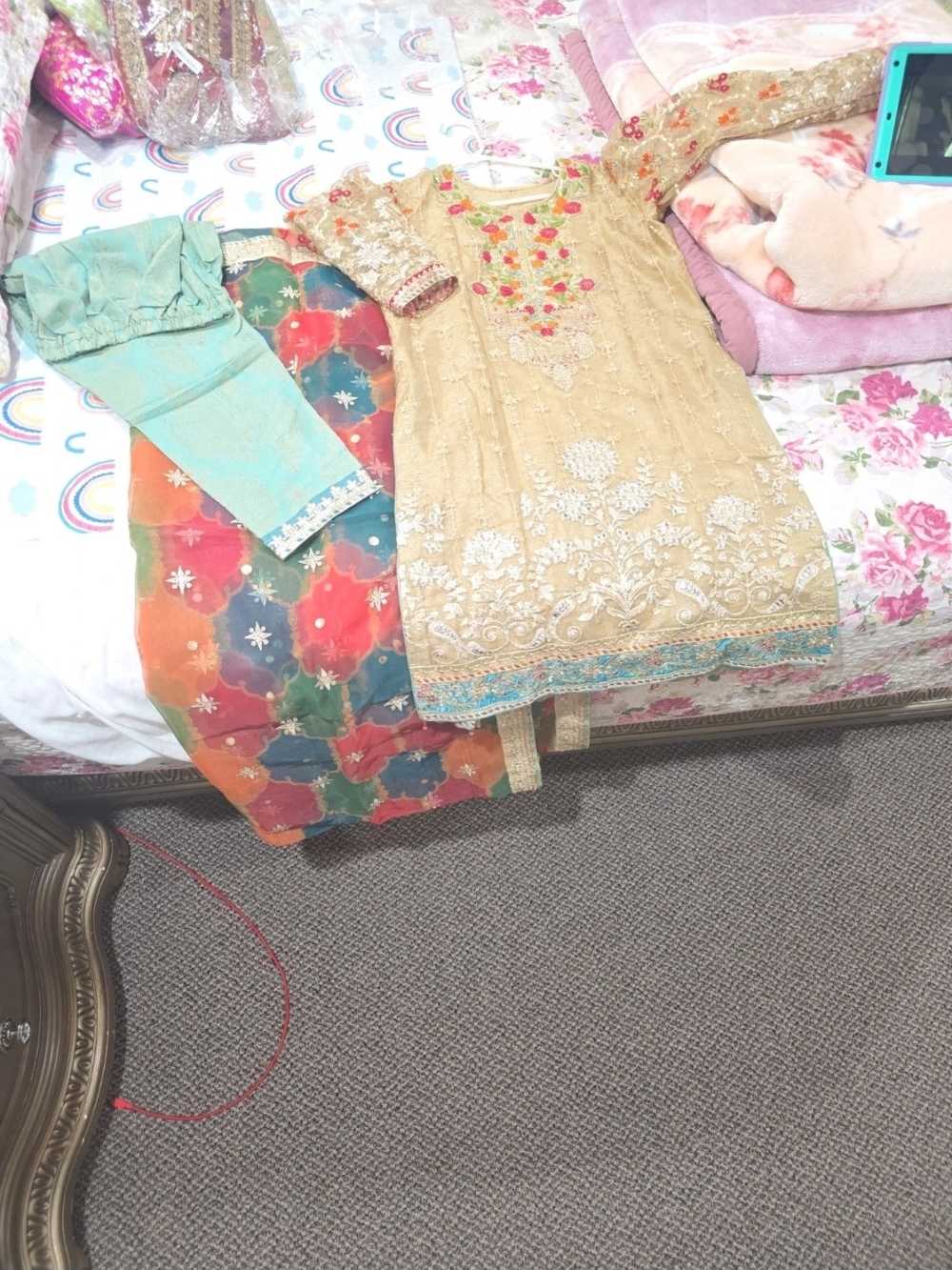 Pakistani Outfit